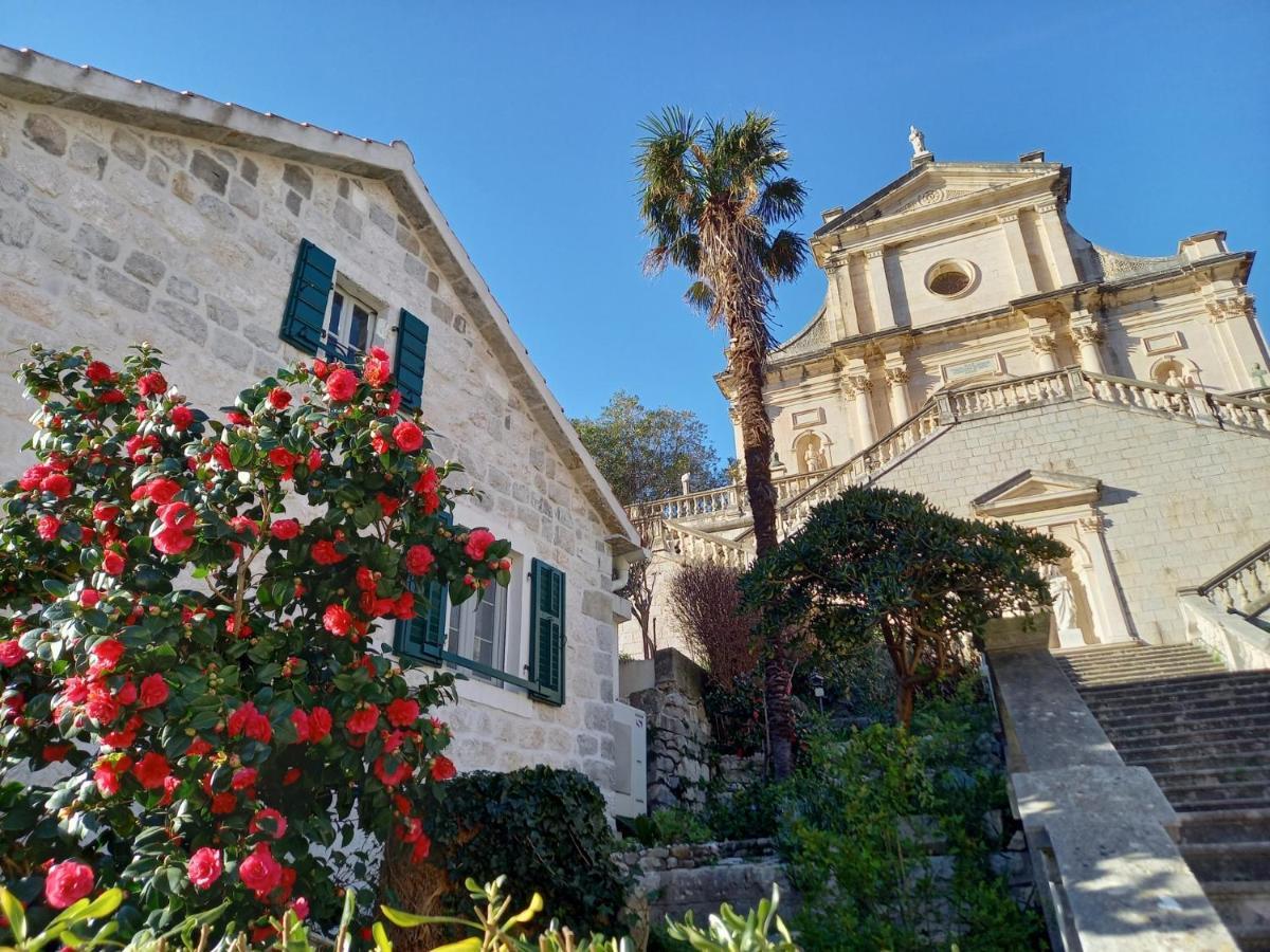 Romantic Stone House By The Sea **** Kotor Ngoại thất bức ảnh