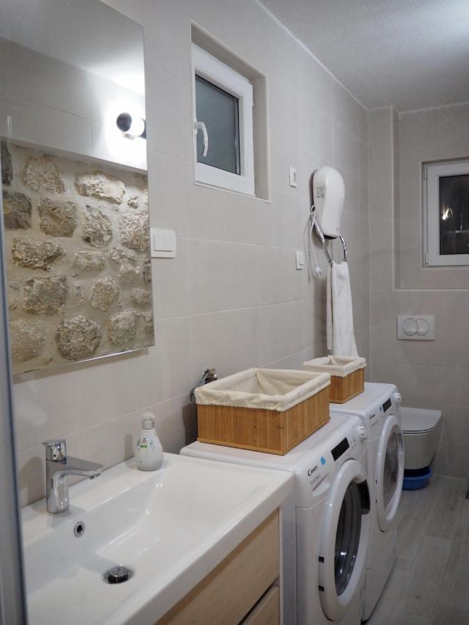 Romantic Stone House By The Sea **** Kotor Ngoại thất bức ảnh