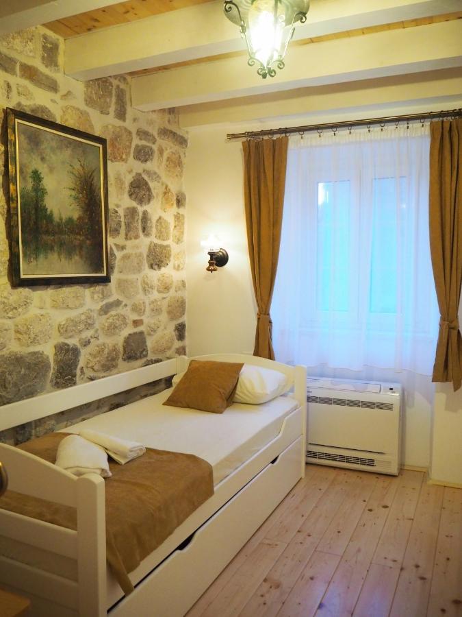 Romantic Stone House By The Sea **** Kotor Ngoại thất bức ảnh