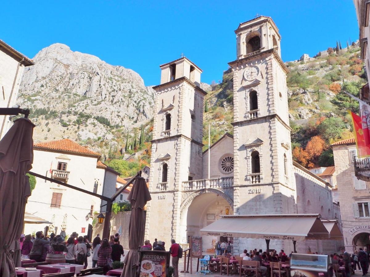 Romantic Stone House By The Sea **** Kotor Ngoại thất bức ảnh