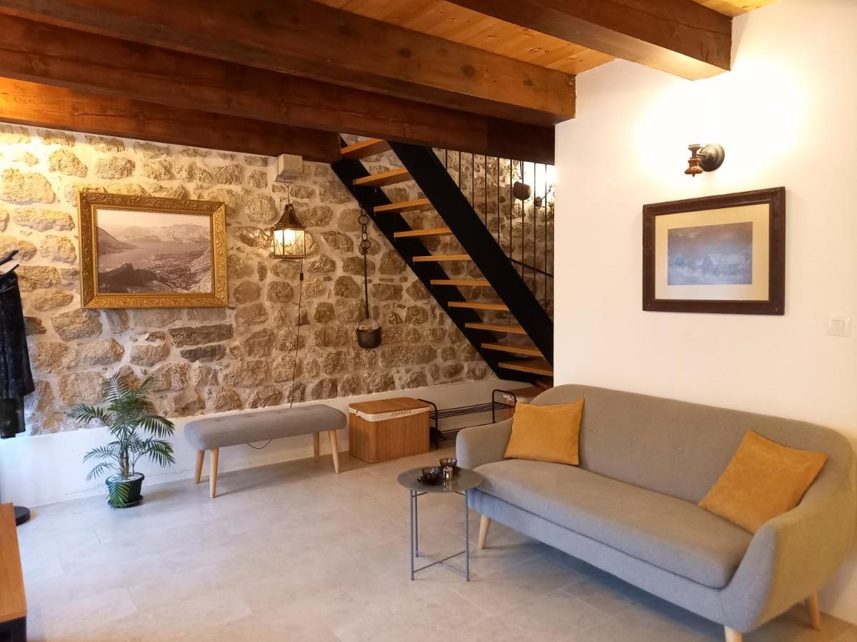 Romantic Stone House By The Sea **** Kotor Ngoại thất bức ảnh