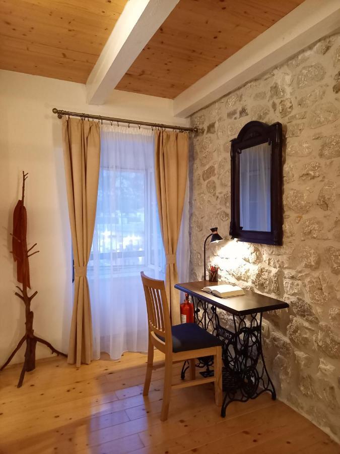 Romantic Stone House By The Sea **** Kotor Ngoại thất bức ảnh